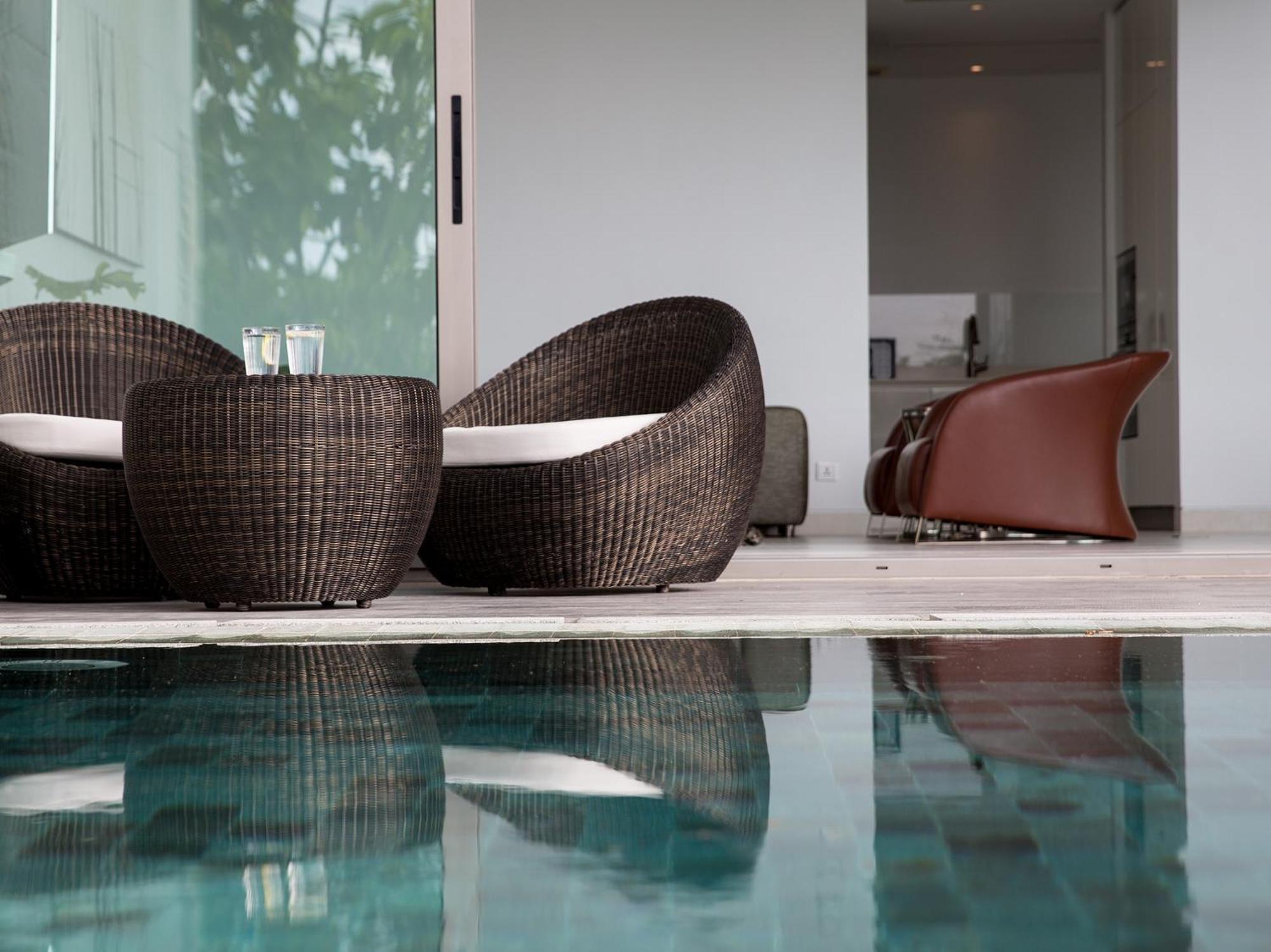 Malaiwana Residences Nai Thon Bagian luar foto